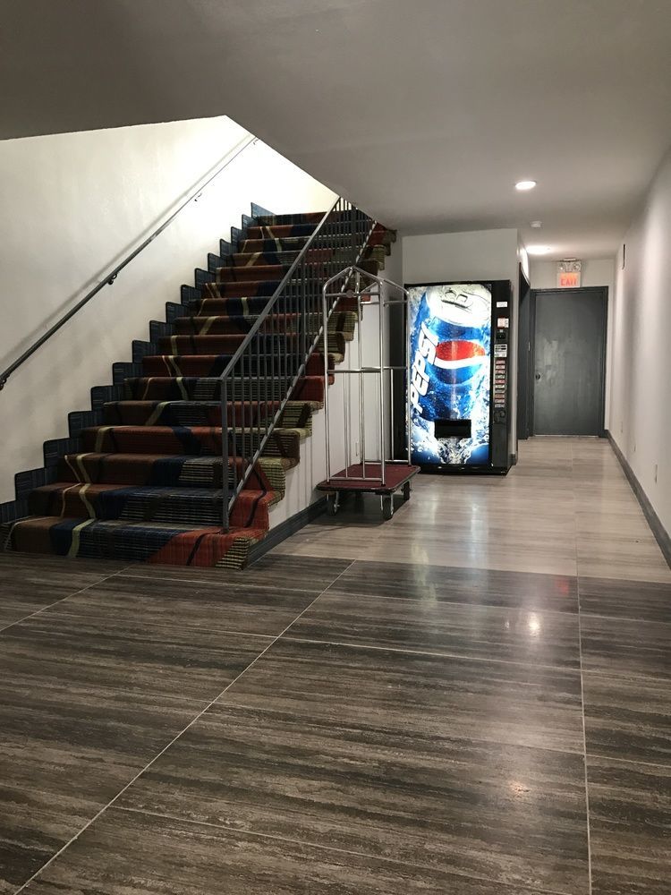 Scottish Inn And Suites ทอมบอล ภายนอก รูปภาพ